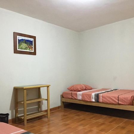 5Min Airport - Super Host Bed and Breakfast Lima Exteriör bild